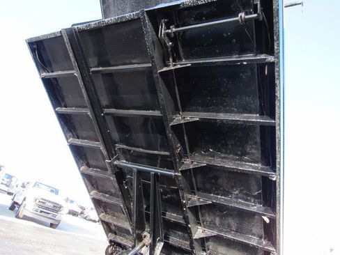 Used 2018 Ford F550 4x4 Crew Cab Super Duty image 43