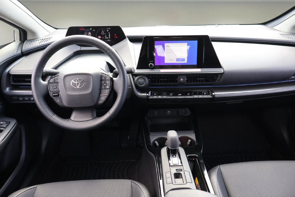 Certified 2026 Toyota Prius FWD image 14