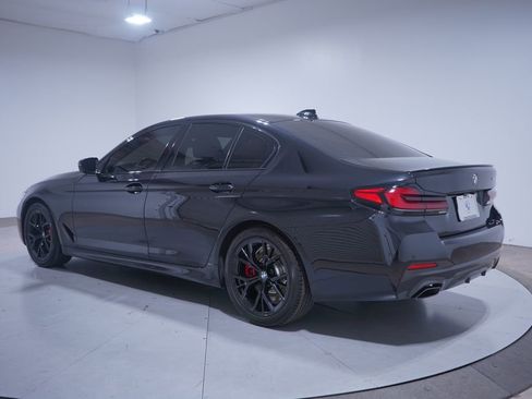 Used 2023 BMW 540i w/ M Sport Package image 3