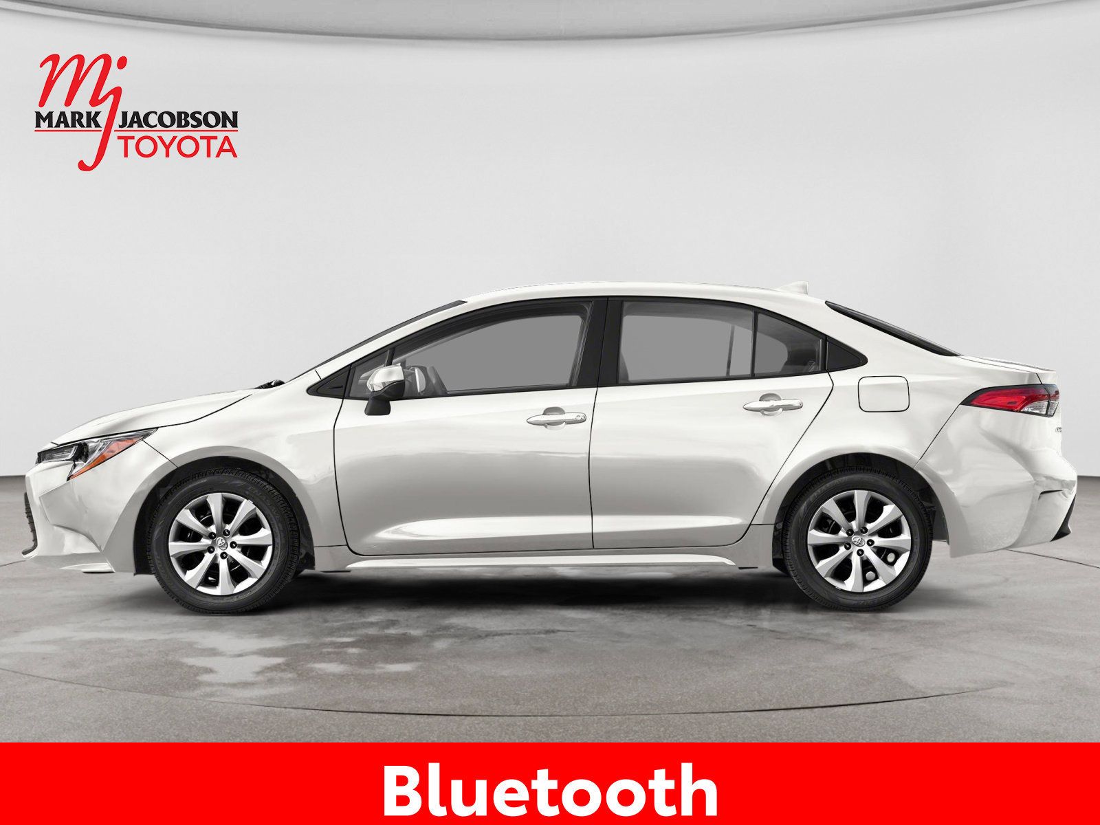 Used 2024 Toyota Corolla LE FWD image 5
