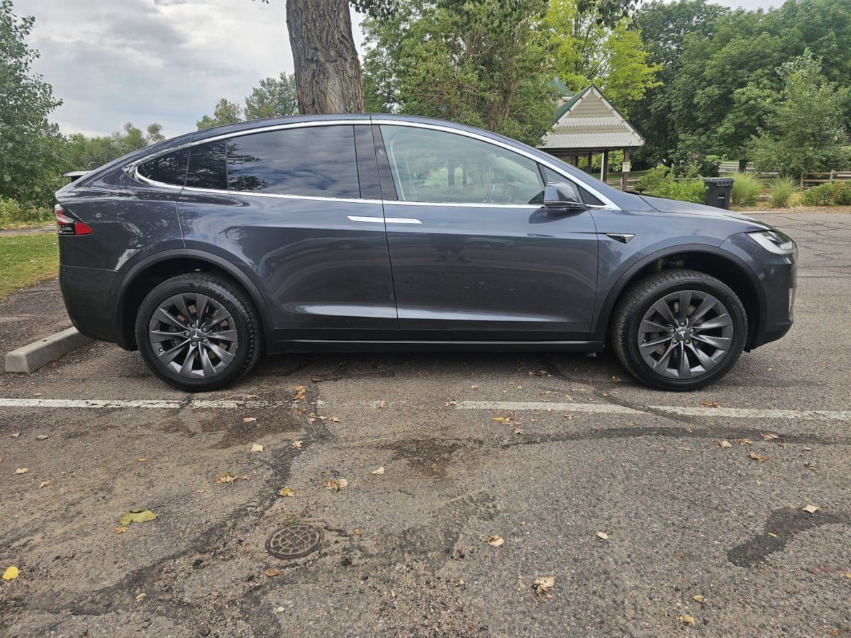 Used 2017 Tesla Model X 100D AWD/4WD image 6