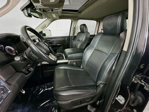 Certified 2018 RAM 1500 Laramie w/ Convenience Group AWD/4WD image 32