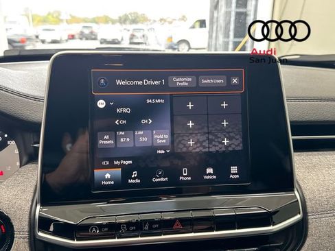 Used 2022 Jeep Compass Latitude image 10