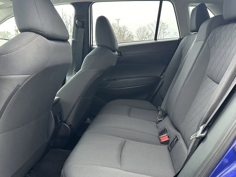 Used 2022 Toyota Corolla Cross LE image 12