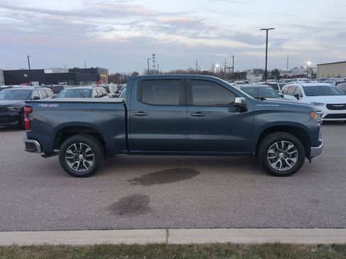 Used 2024 Chevrolet Silverado 1500 LT AWD/4WD image 2