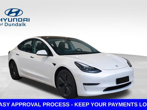 Used 2023 Tesla Model 3 Standard Range RWD image 3