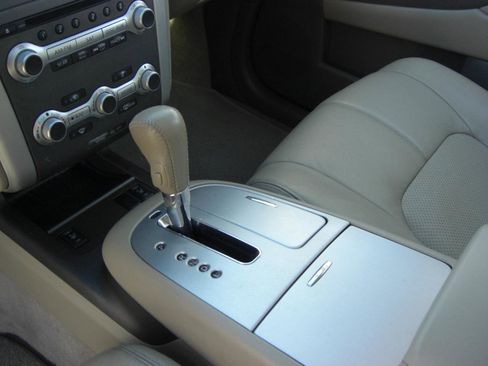 Used 2011 Nissan Murano SL w/ Navigation Pkg FWD image 9