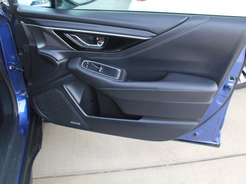 Used 2022 Subaru Outback Limited image 28