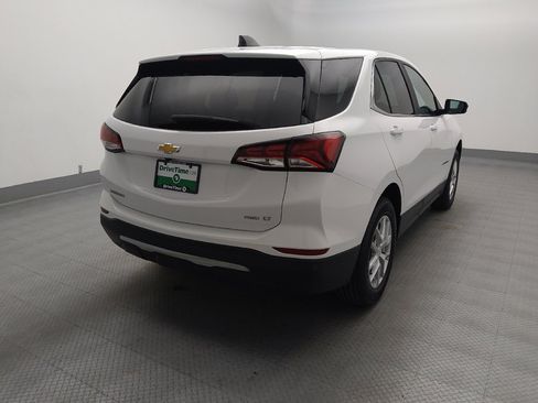 Used 2023 Chevrolet Equinox LT w/ Driver Convenience Package AWD/4WD image 7