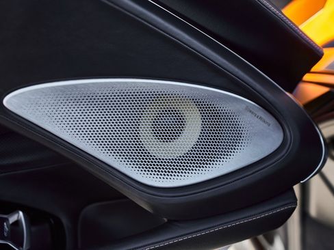 Used 2023 McLaren GT image 34