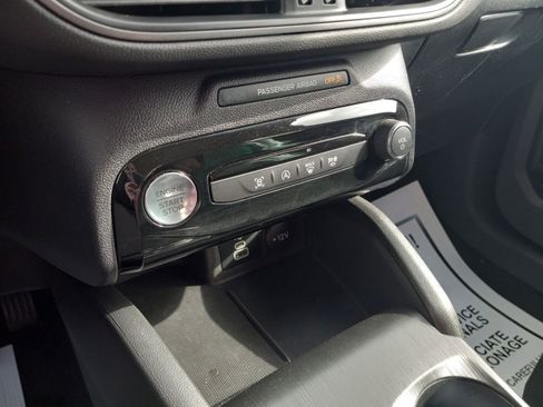 Used 2024 Ford Escape Active w/ Tech Pack #1 AWD/4WD image 23