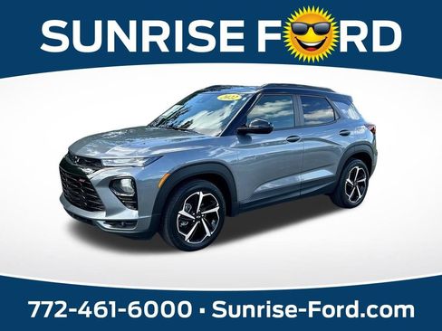Used 2022 Chevrolet TrailBlazer RS FWD image 1