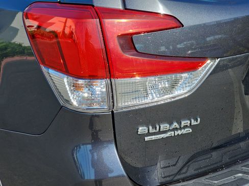 Used 2019 Subaru Forester w/ Popular Package #1 AWD/4WD image 11