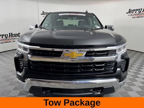 Used 2023 Chevrolet Silverado 1500 LT AWD/4WD image 6
