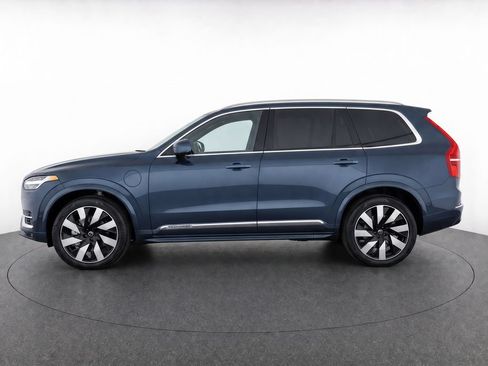 Certified 2023 Volvo XC90 T8 Ultimate w/ Lounge Package AWD/4WD image 6