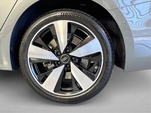 Used 2025 Audi A5 2.0T Premium Plus w/ Premium Plus AWD/4WD image 28