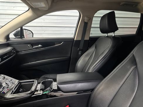 Used 2022 Lincoln Nautilus AWD image 28