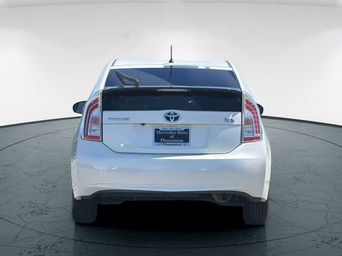 Used 2015 Toyota Prius Two FWD image 6