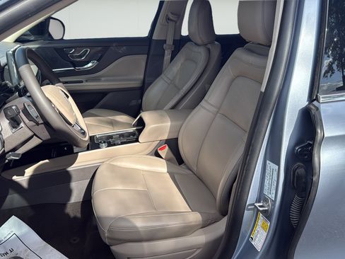 Used 2022 Lincoln Corsair FWD image 9