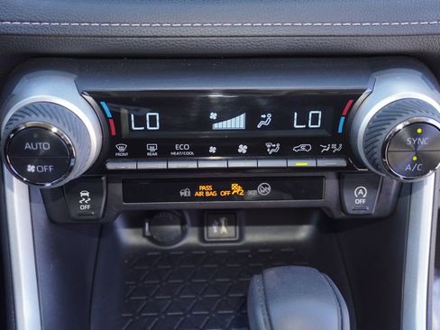 Used 2025 Toyota RAV4 XLE w/ Convenience Package image 18