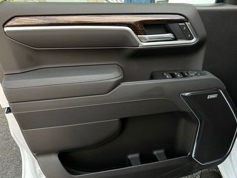 New 2026 GMC Sierra 1500 Elevation w/ Elevation Premium Package image 9