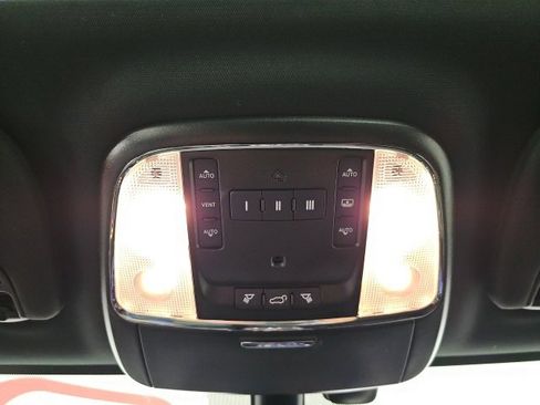 Certified 2021 Jeep Grand Cherokee Limited w/ Luxury Group II image 23