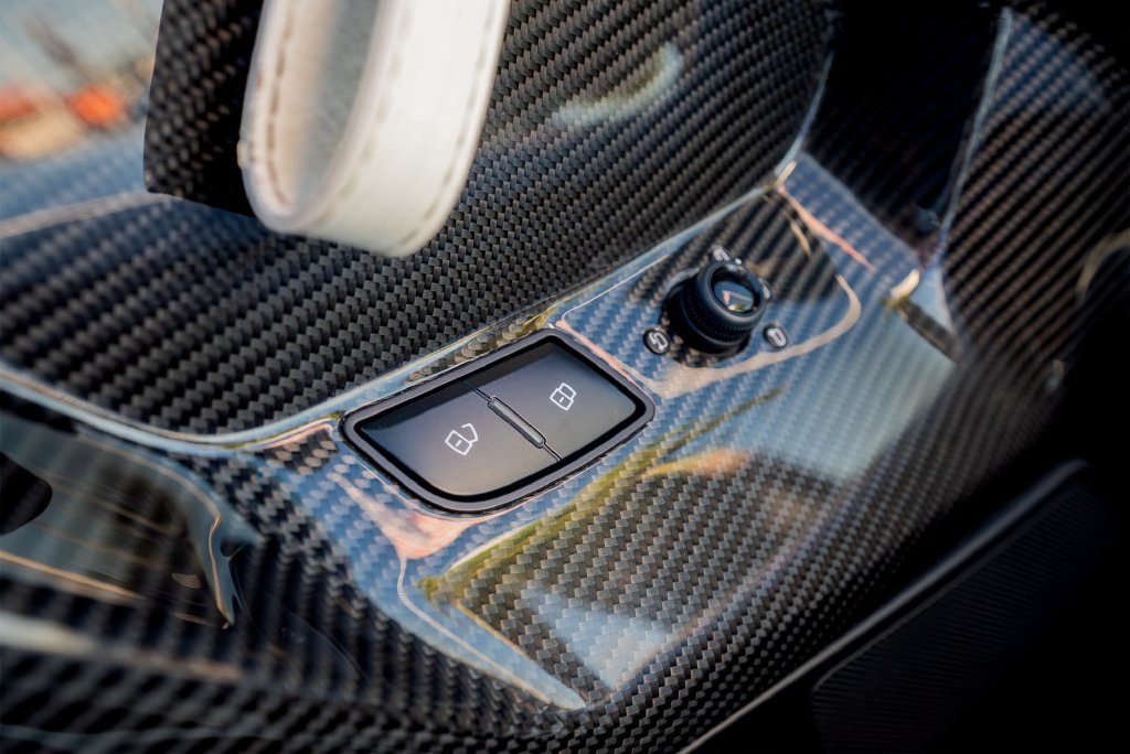 Used 2019 Lamborghini Aventador SVJ AWD/4WD image 45
