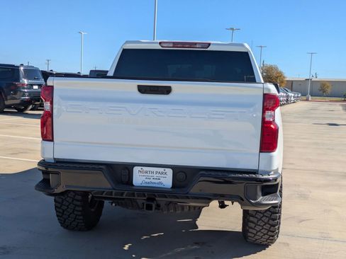 Used 2025 Chevrolet Silverado 1500 Custom Trail Boss image 4