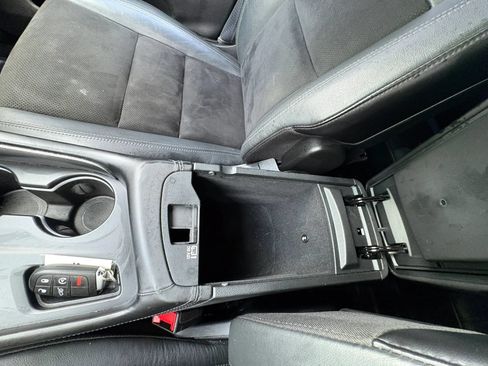 Used 2022 Dodge Durango GT RWD image 50
