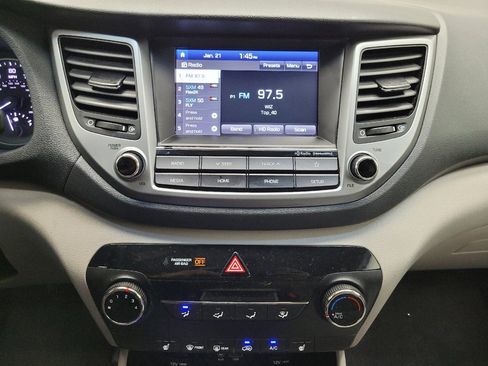 Used 2018 Hyundai Tucson SEL image 25