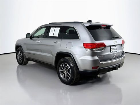 Used 2017 Jeep Grand Cherokee Limited w/ Trailer Tow Group IV AWD/4WD image 7