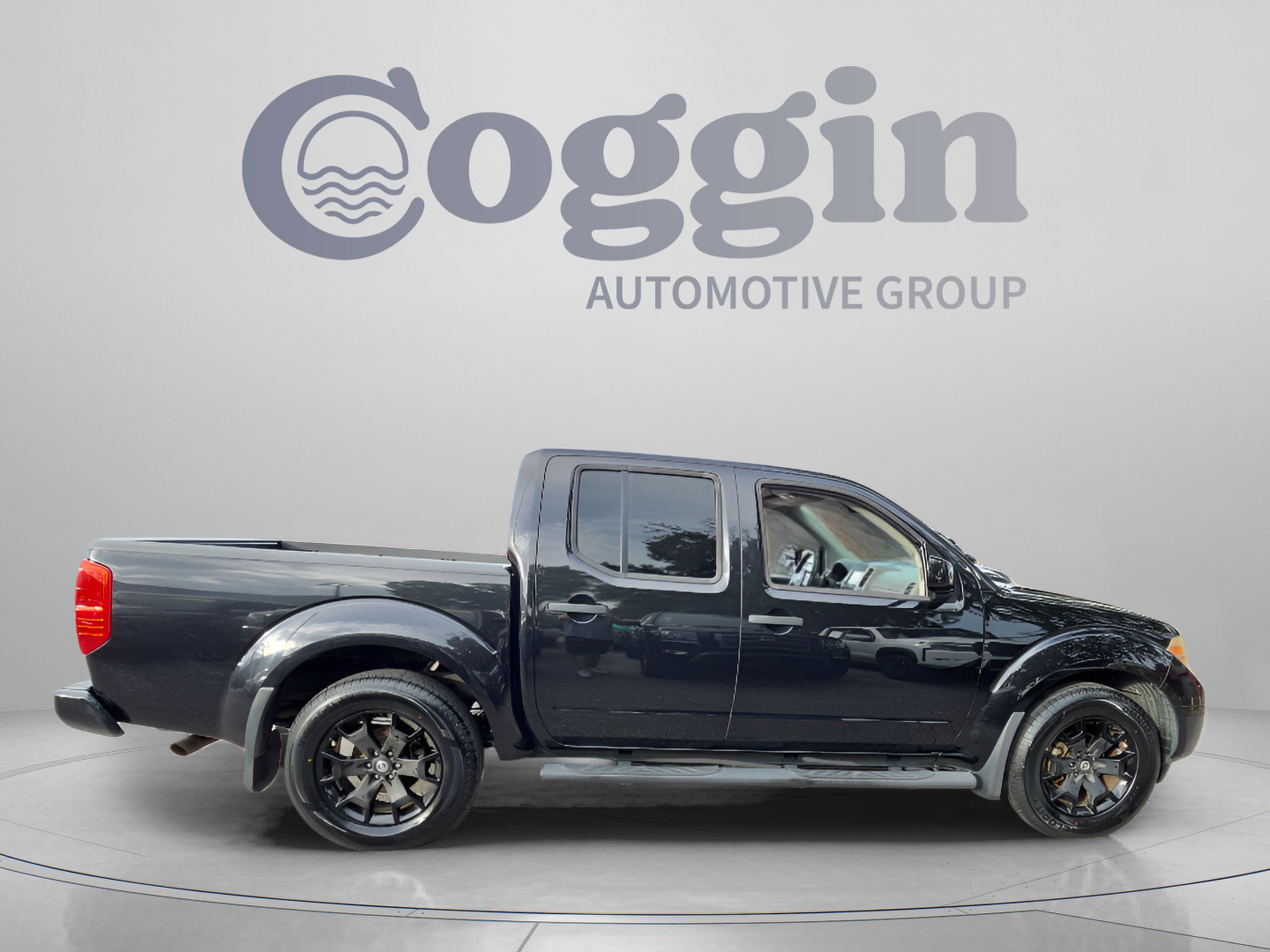Used 2019 Nissan Frontier SV w/ Value Truck Package RWD image 6