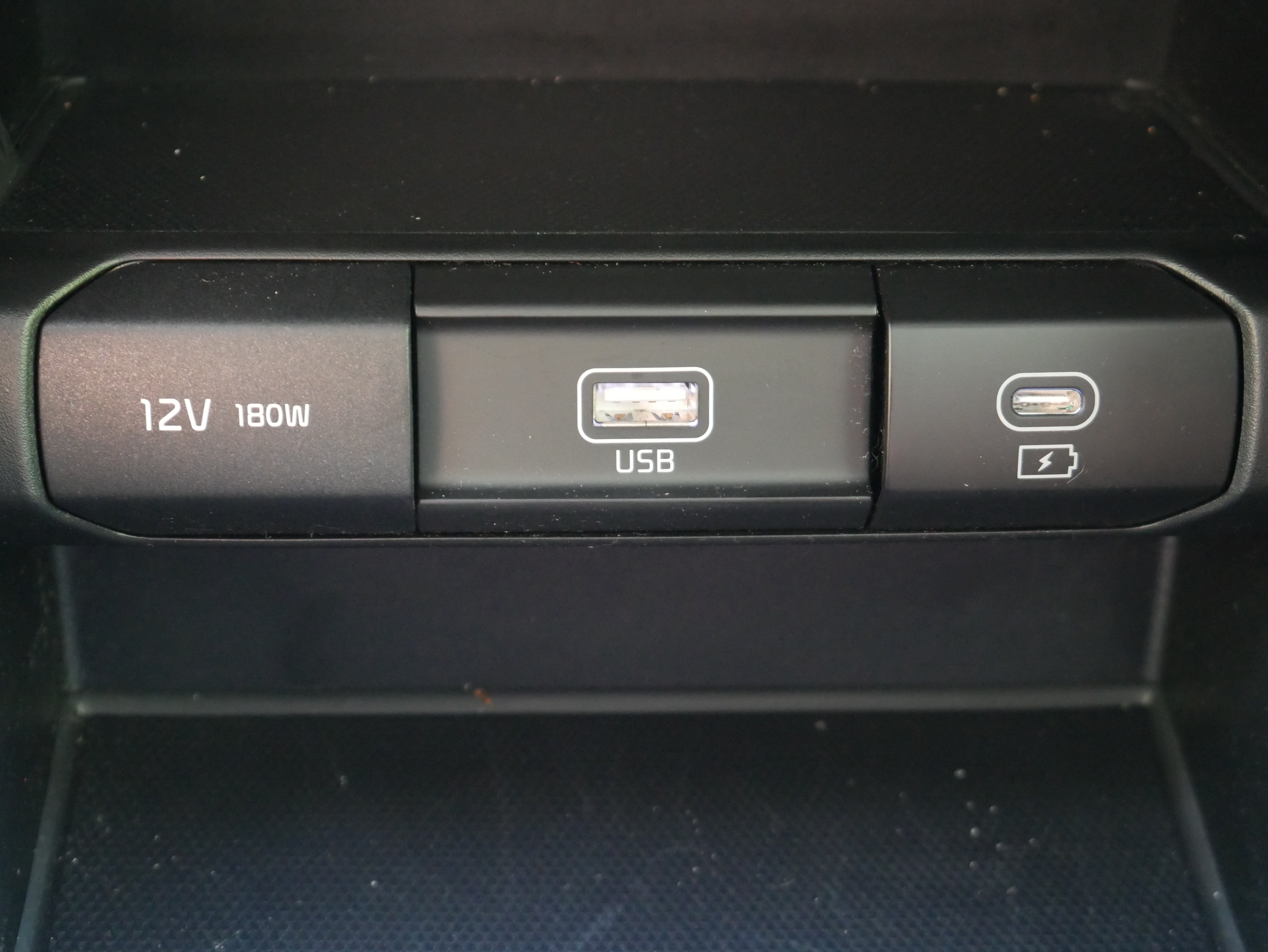 Certified 2025 Kia Telluride LX FWD image 24