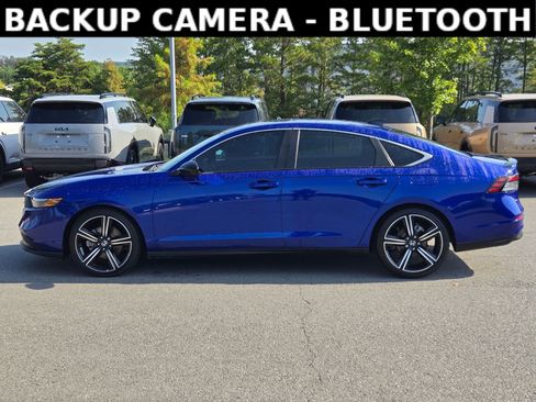 Used 2024 Honda Accord Sport image 4