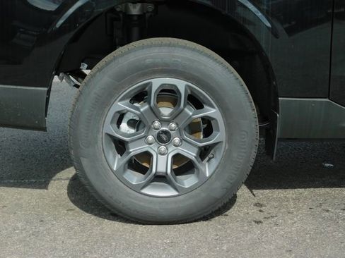 New 2025 Ford Maverick XLT w/ XLT Luxury Package image 40