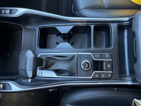 Used 2024 Kia Sorento S FWD image 38