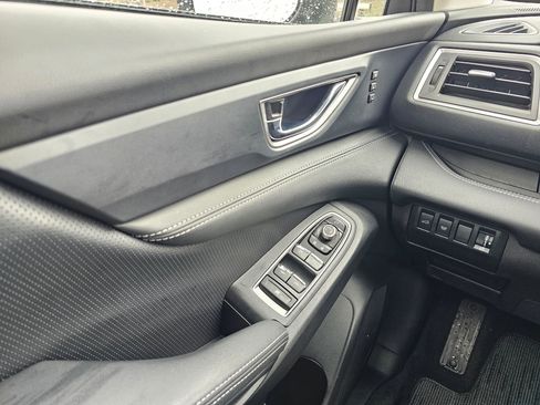 Used 2023 Subaru Ascent Limited w/ Technology Package image 28