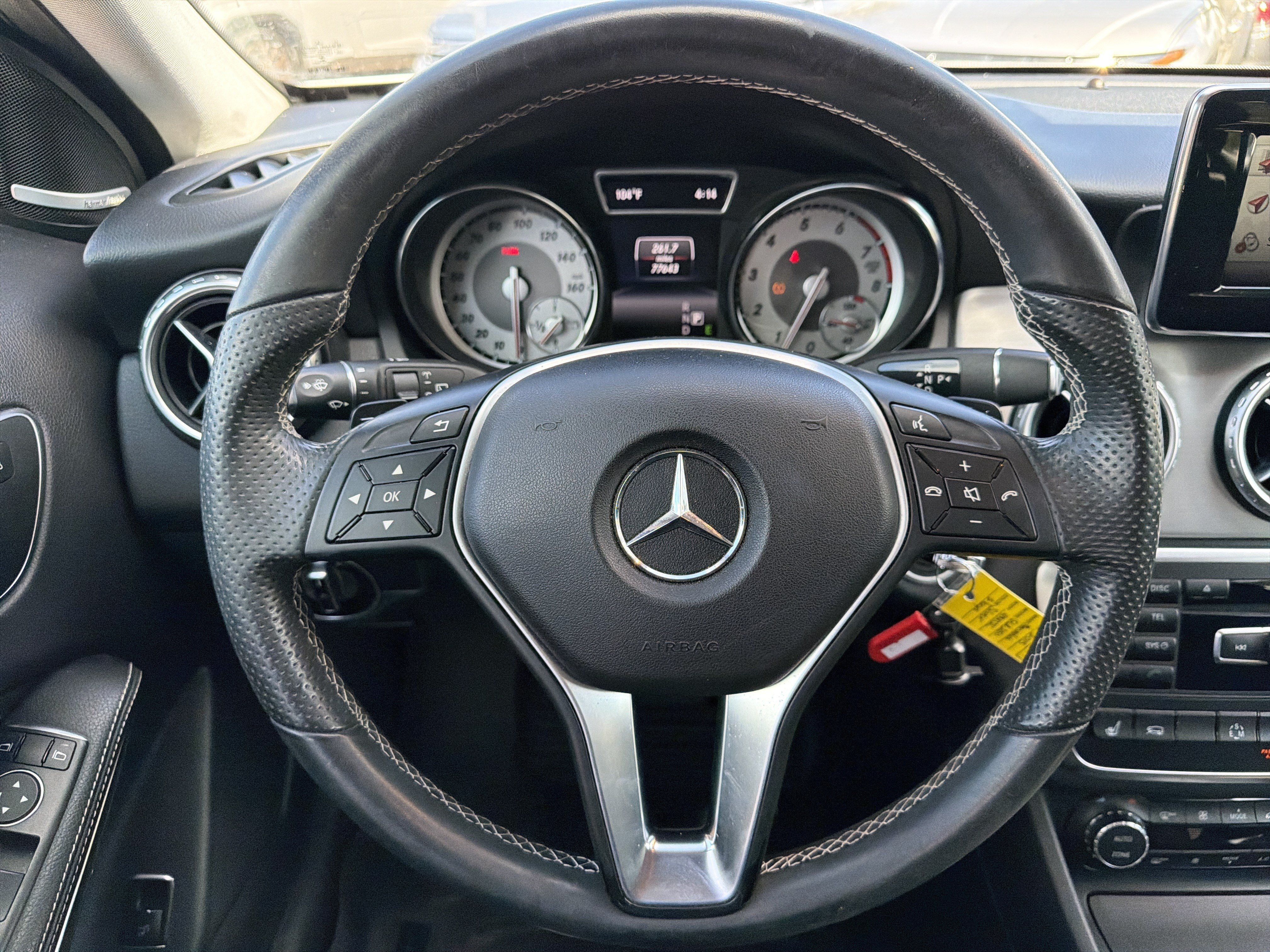 Used 2015 Mercedes-Benz GLA 250 4MATIC image 17