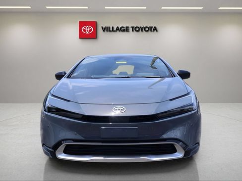 New 2026 Toyota Prius Plug-In Hybrid FWD image 8