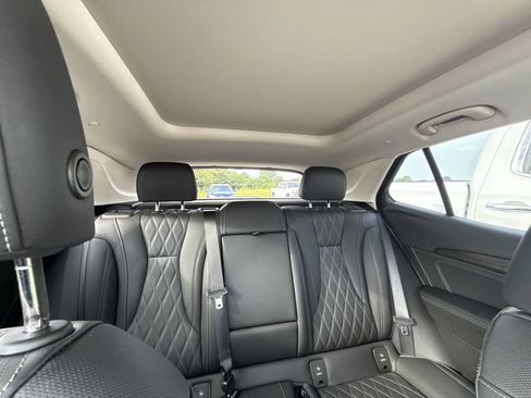 Certified 2023 Buick Envision Avenir FWD image 28