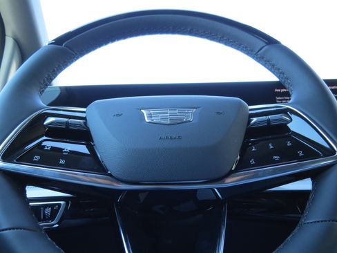 New 2026 Cadillac Optiq Sport 2 image 17