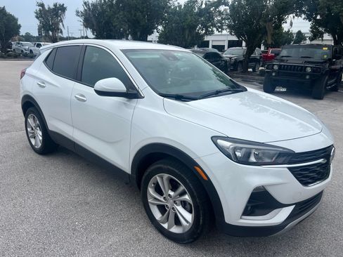 Used 2023 Buick Encore GX Preferred w/ Cold Weather Comfort Package FWD image 2