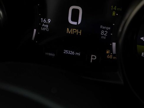 Used 2023 Jeep Wrangler Unlimited Sahara w/ Cold Weather Group AWD/4WD image 18