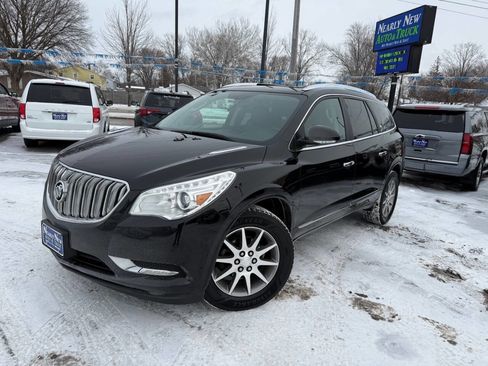 Used 2017 Buick Enclave Leather image 2
