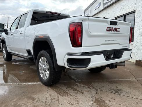 Used 2022 GMC Sierra 2500 Denali w/ Denali Ultimate Package AWD/4WD image 2