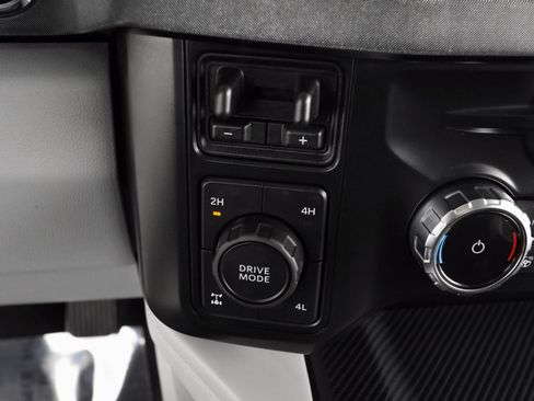 Used 2023 Ford F250 Limited w/ FX4 Off-Road Package image 36