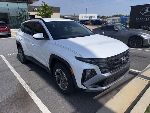 Used 2025 Hyundai Tucson Blue image 3