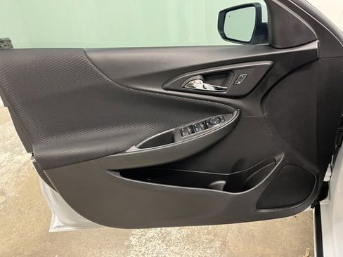 Used 2024 Chevrolet Malibu RS image 18