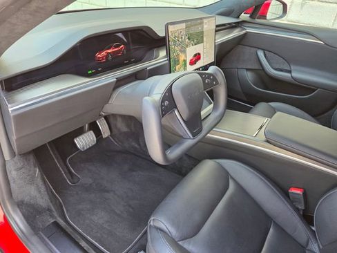 Used 2021 Tesla Model S Plaid AWD/4WD image 32