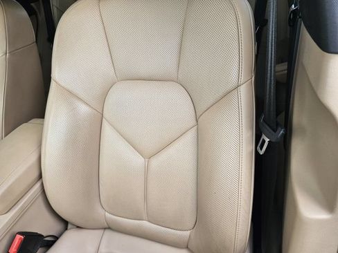 Used 2021 Porsche Macan AWD/4WD image 13